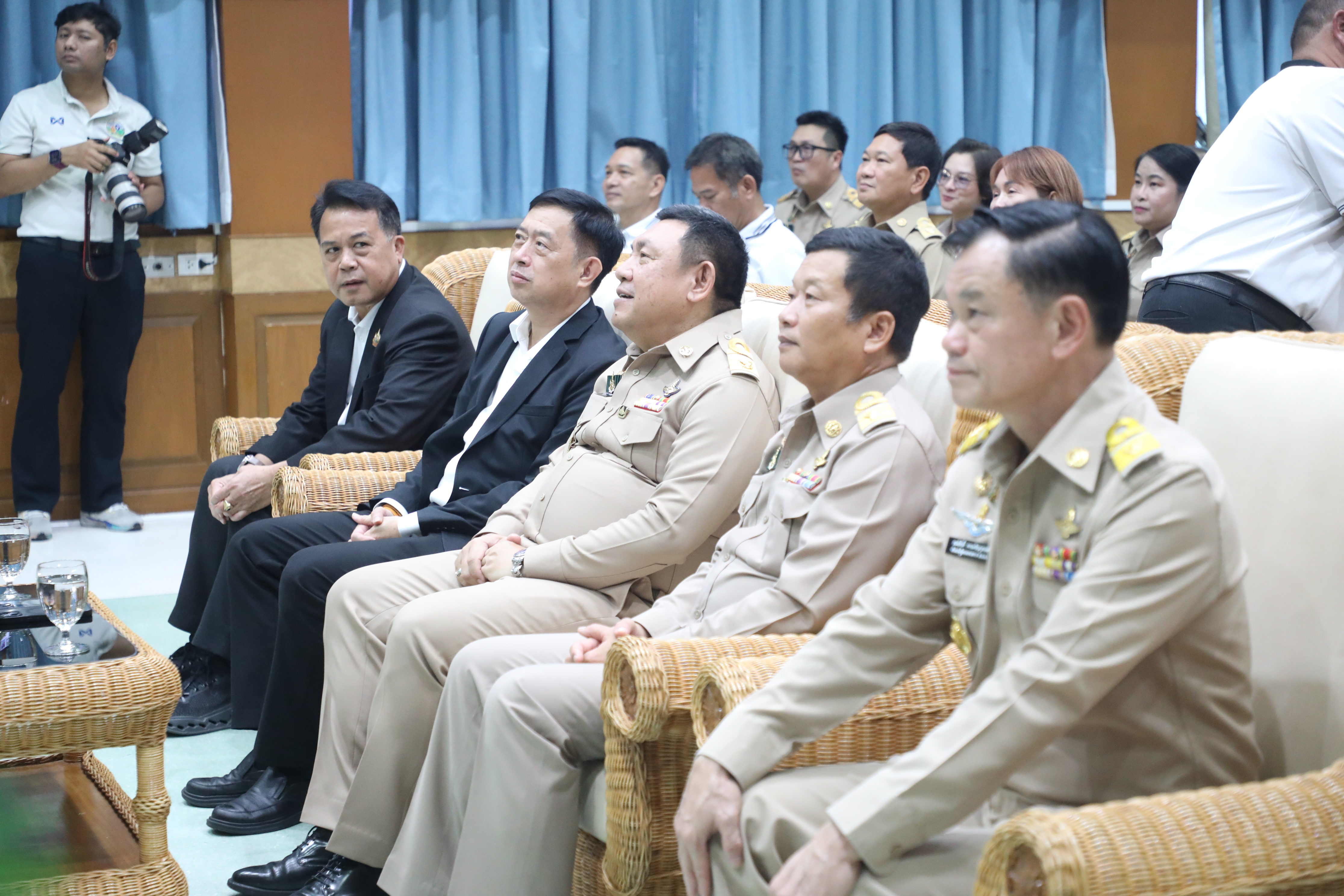 title - ส.ป.ก. จัดพิธีรับ-ส่งงานเลขาธิการฯ อย่างเป็นทางการ สานต่อภารกิจปฏิรูปที่ดินเพื่อเกษตรกรรม 